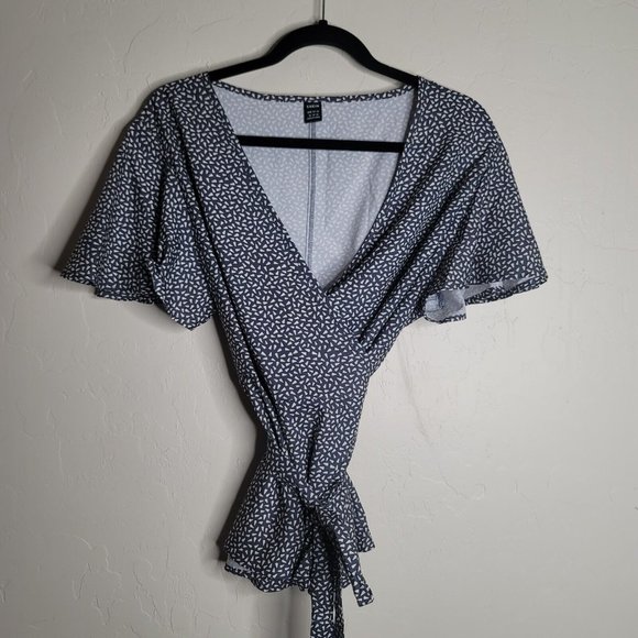 SHEIN Tops - Shein  Gray White Dotted Wrap XL Blouse Top Short Sleeve